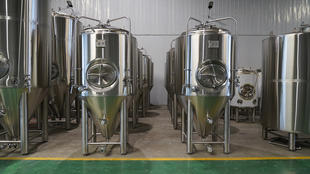 如何針對產能配發酵罐？