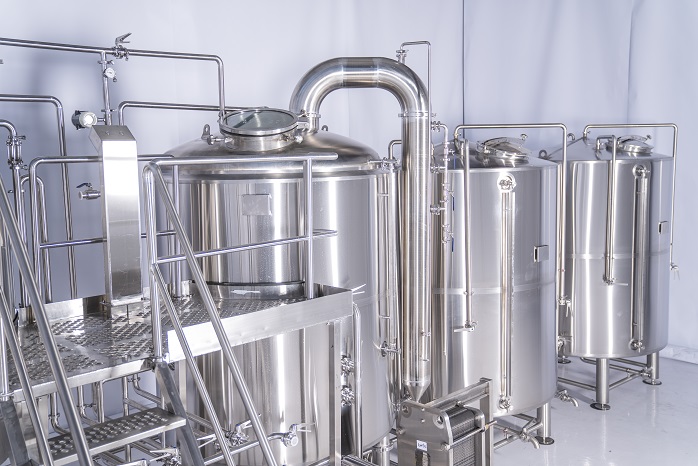 山東天泰<a href=http://m.toteng.com.cn/ target=_blank class=infotextkey>啤酒設備</a>-煮沸鍋